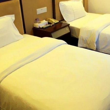 Xiangmei Chain Hotel Shenzhen Qianhai Branch Dış mekan fotoğraf